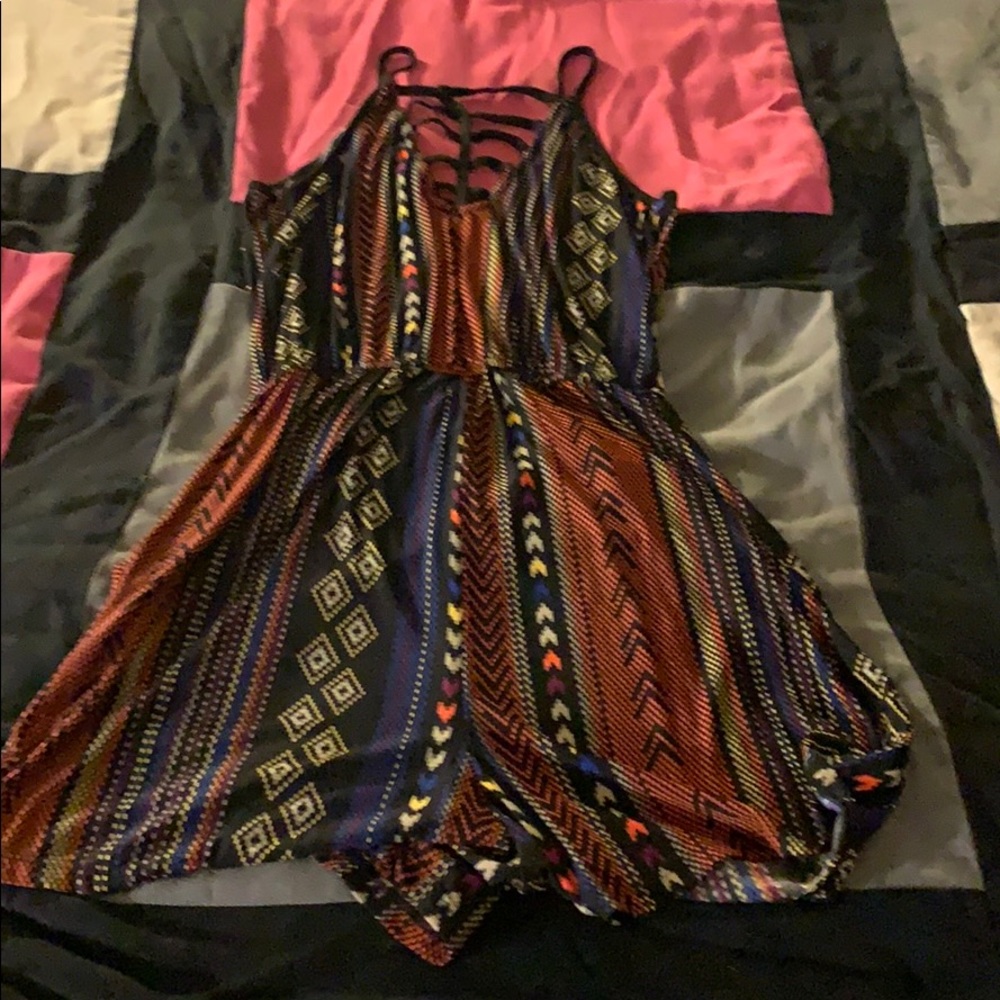 Clothes - Picture 3 of 3